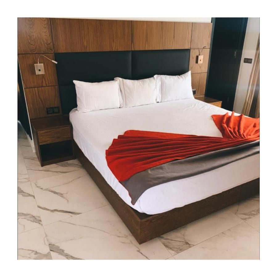 Ourika Camp Suites Hotel & Resort El Harkat ภายนอก รูปภาพ