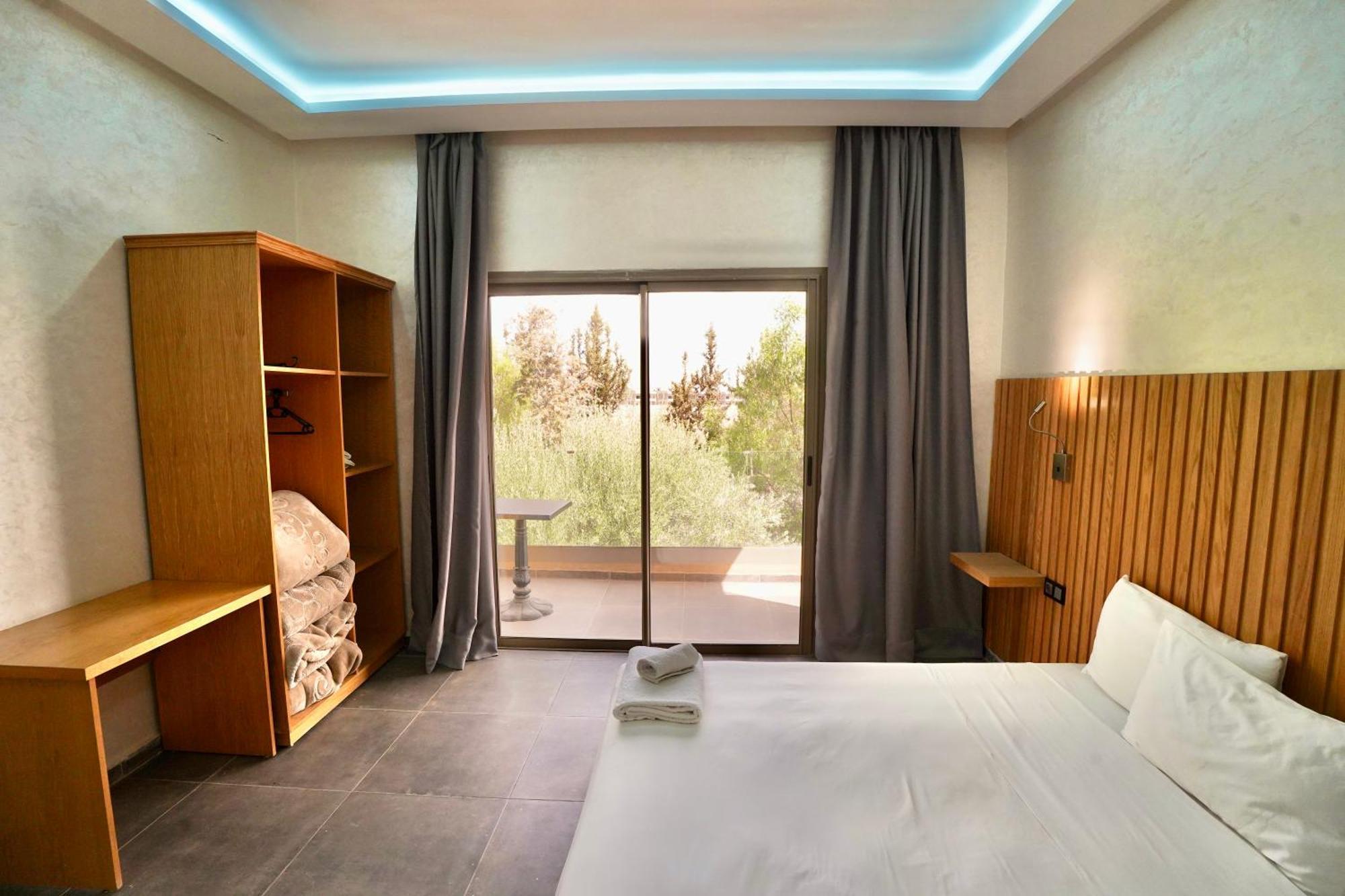 Ourika Camp Suites Hotel & Resort El Harkat ภายนอก รูปภาพ