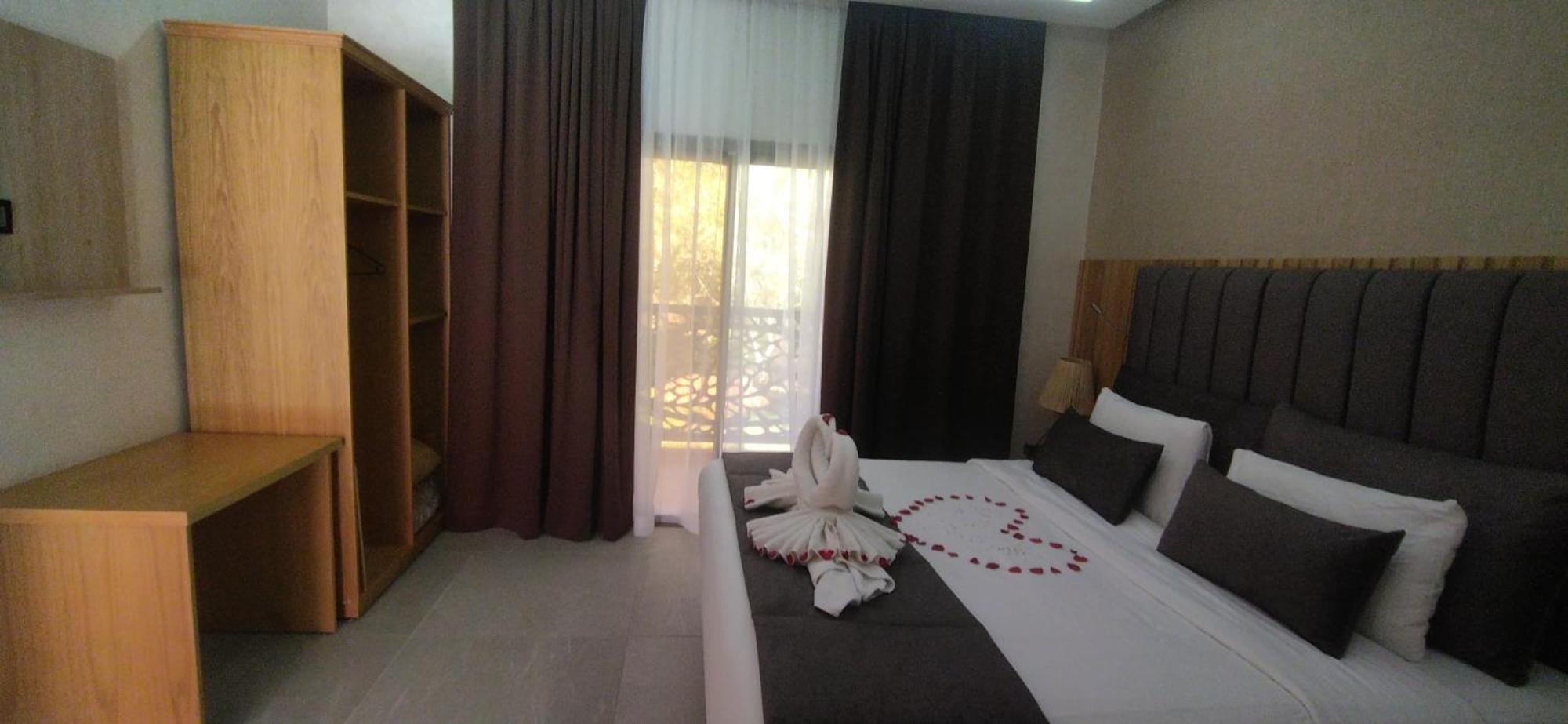 Ourika Camp Suites Hotel & Resort El Harkat ภายนอก รูปภาพ